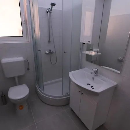 Robinson Bella Bogomolje