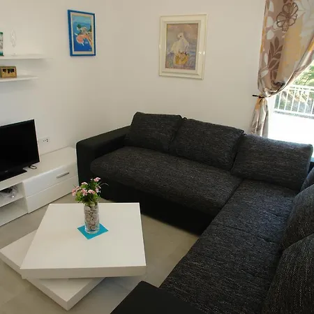 Apartment Robinson Bella