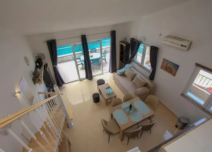 Robinson Bella Bogomolje