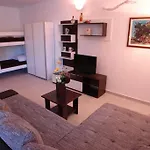 Robinson Bella Appartement Bogomolje