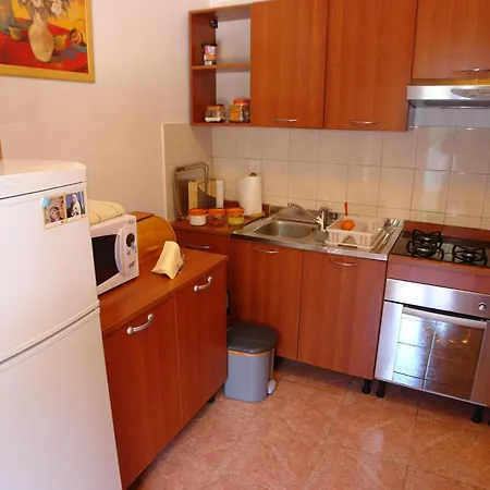 Robinson Bella Bogomolje