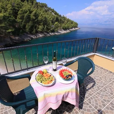 Robinson Bella Apartament *