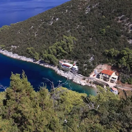 Διαμέρισμα Robinson Bella